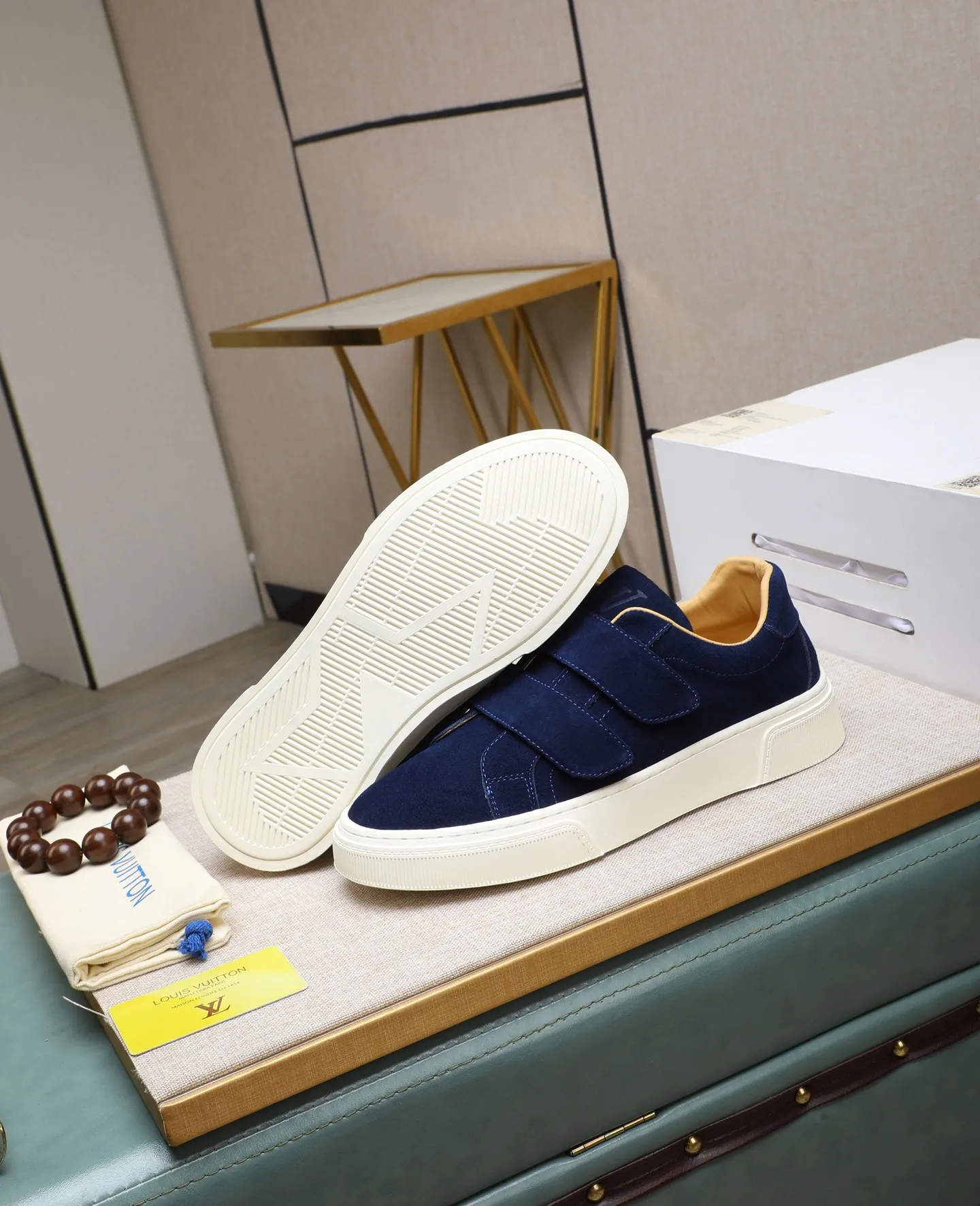 Men's shoes 💰460 [LV～] Men's casual shoes 2025z cabinet sales simultaneously 🔶Size: 38-44 #️⃣ 🔷3 colors🔜The upper is made of multi-material splicing➕cow leather lining, comfortable and breathable, sole: original comfortable and wear-resistant outsole, ⚠️real thing📱photographed🎬real thing is better📢📢📢